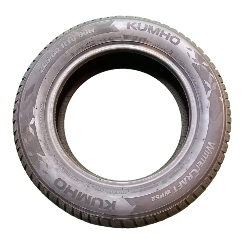 Kumho WINTERCRAFT WP52 205/60 R16 96H usato