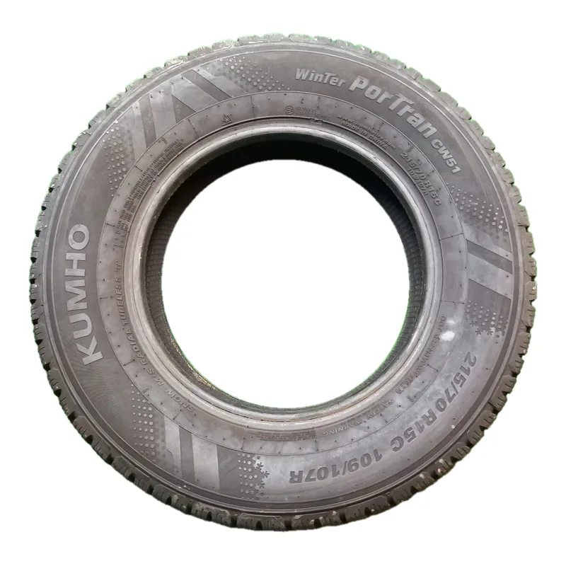 Kumho WinTer PorTran CW51 215/70 R15C usato