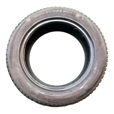 Hankook Winter i*cept RS2 205/55 R16 91H usato