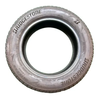 Bridgestone Blizzak LM005 225/60 R17 usato