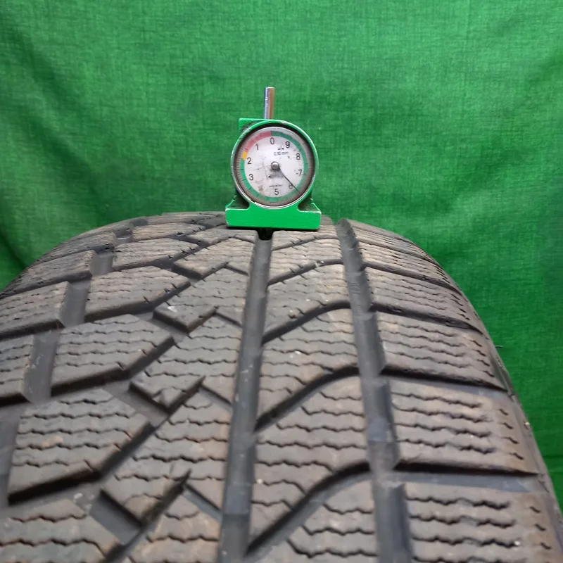 Goodride ZuperSnow Z-507 225/55 R18 102V usato
