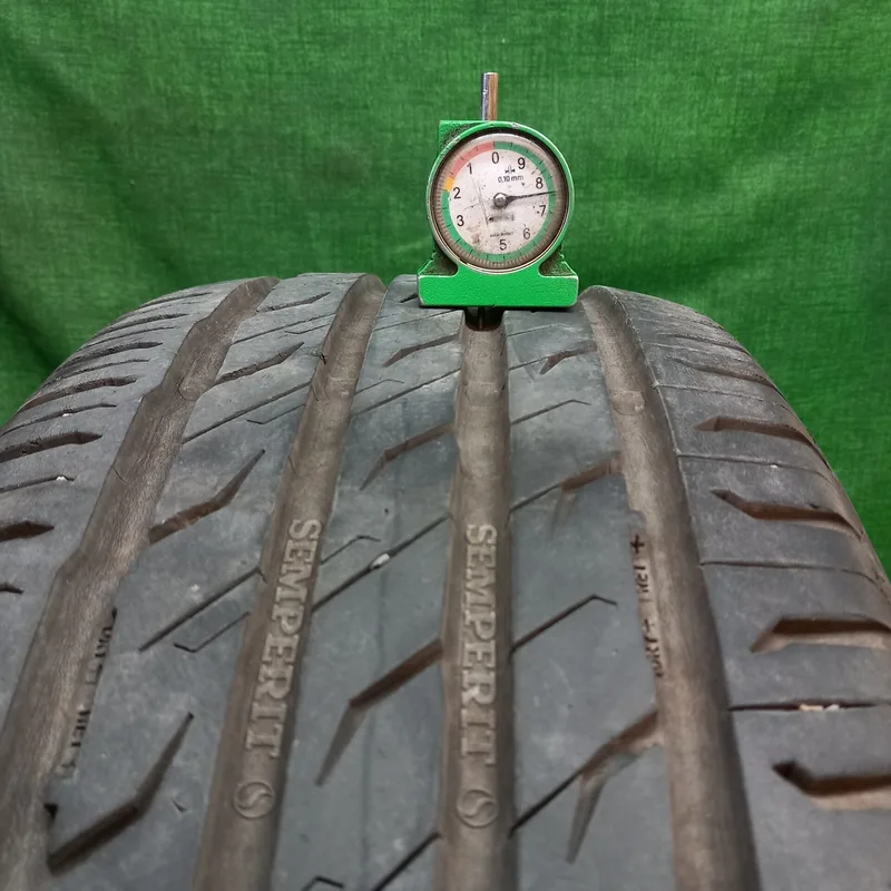 Semperit Speed-Life 3 215/50 R18 96W usato