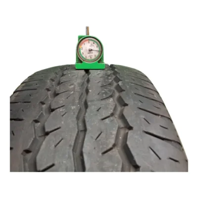 Maxxis VANS MART MCV3+ 215/60 R17C usato