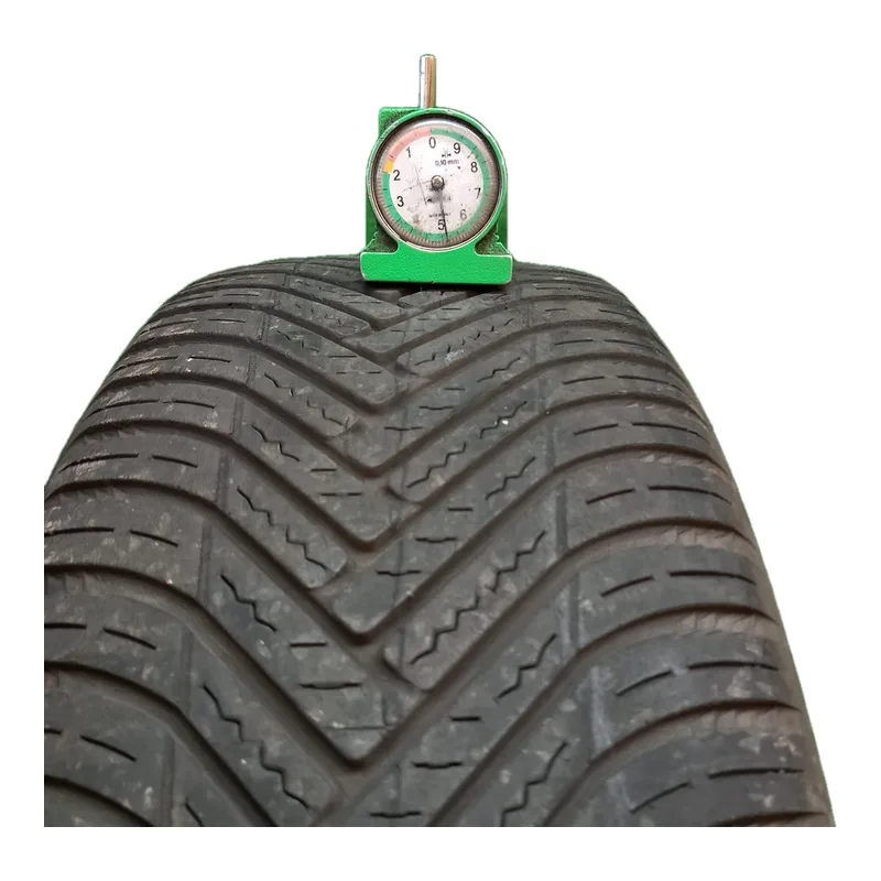 Hankook Kinergy 4S2 175/55 R15 77T usato