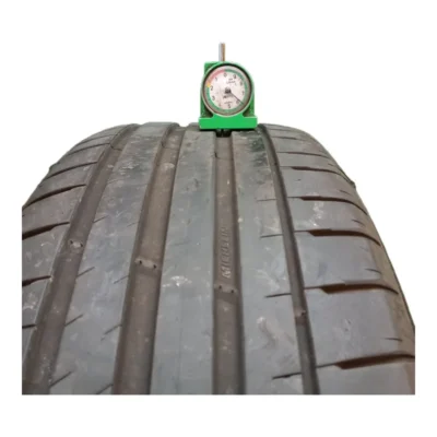 Michelin Pilot Sport 4 SUV 235/60 R18 usato