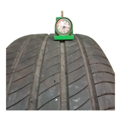 Michelin Primacy 4 235/50 R19 usato 7mm