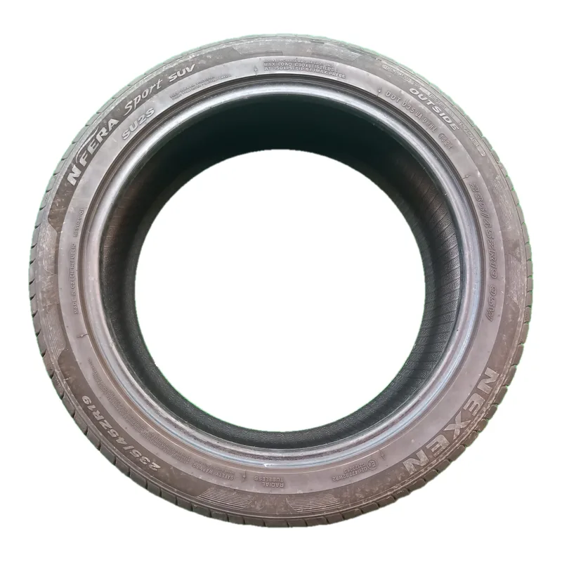 Nexen NFERA Sport SUV SU2S 235/45 R19 95W