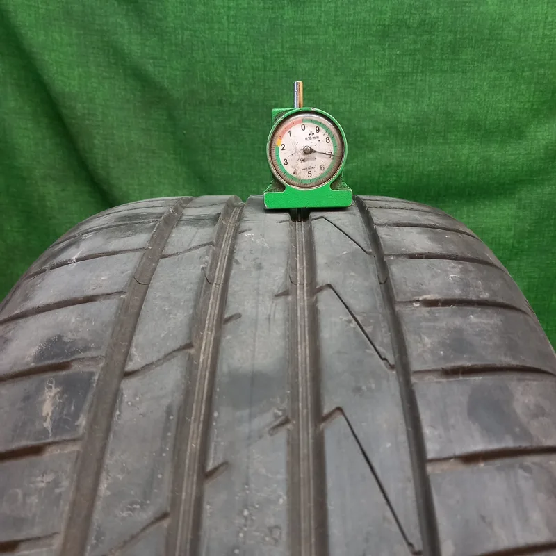 Hankook Ventus S1 evo2 225/50 R17 94Y usato