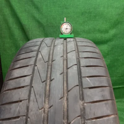 Hankook Ventus S1 evo2 225/50 R17 94Y usato
