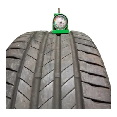 Bridgestone TURANZA T005 AO 225/40 R18 92Y usato
