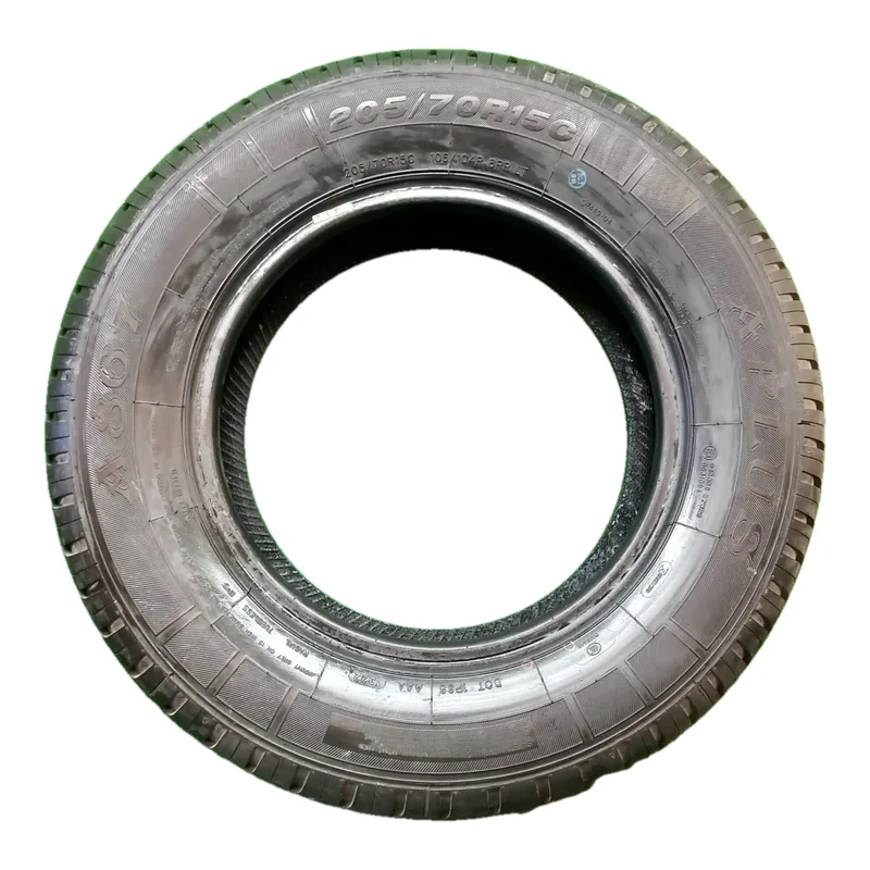 Aplus A867 205/70 R15C usato furgone