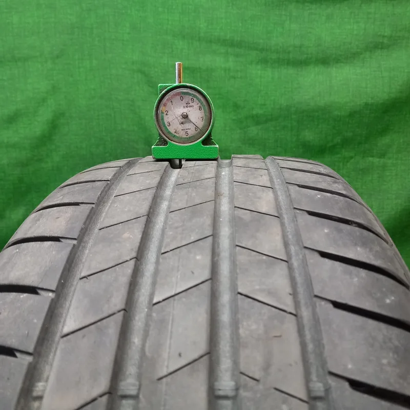 Firestone Roadhawk 2 215/55 R17 94W usato