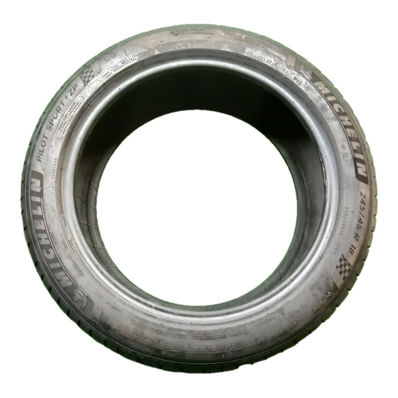 Michelin Pilot Sport 4 ZP 245/45 R18 usato