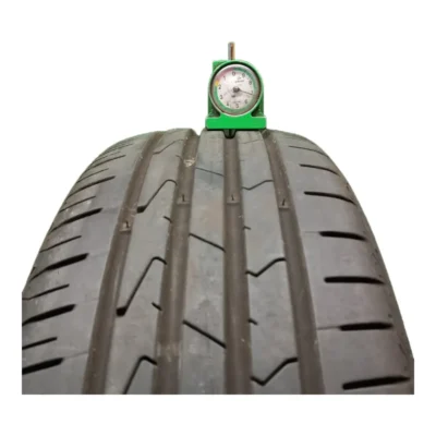 Hankook Ventus Prime 3 185/55 R15 82H estivo usato