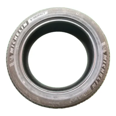 Michelin e.PRIMACY 235/50 R19 99V usato