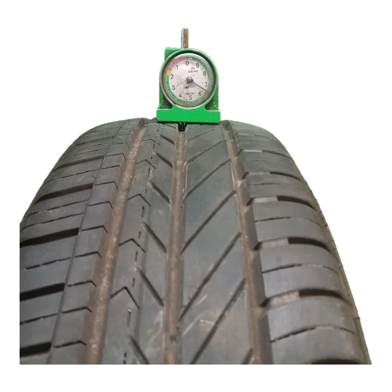 Goodyear DuraGrip 175/65 R14 82T invernale usato