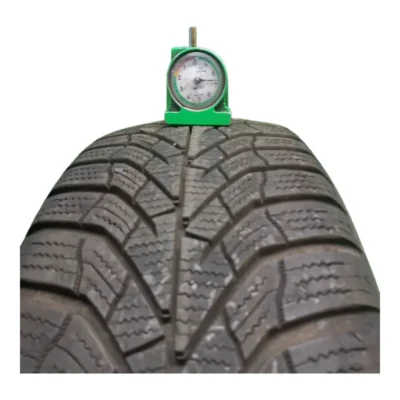 Kumho WINTERCRAFT WP52 185/65 R15 88T usato