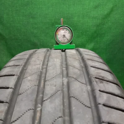 Bridgestone Turanza 6 Enliten 215/60 R17 usato