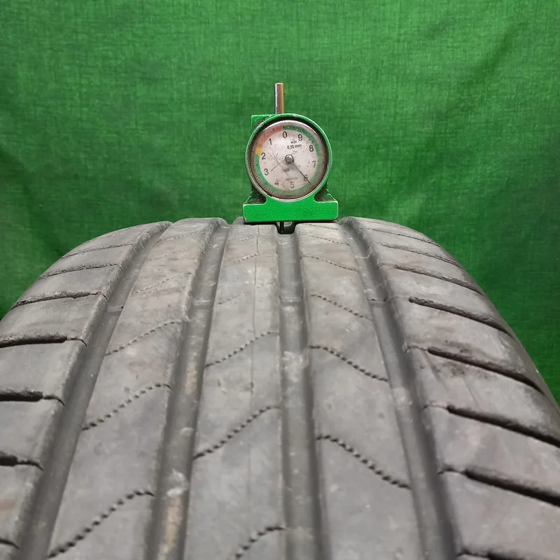 Bridgestone Turanza 6 Enliten 215/60 R17 usato